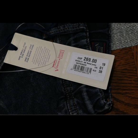 Diesel Krooley Jean 38x32 - Picture 6 of 6